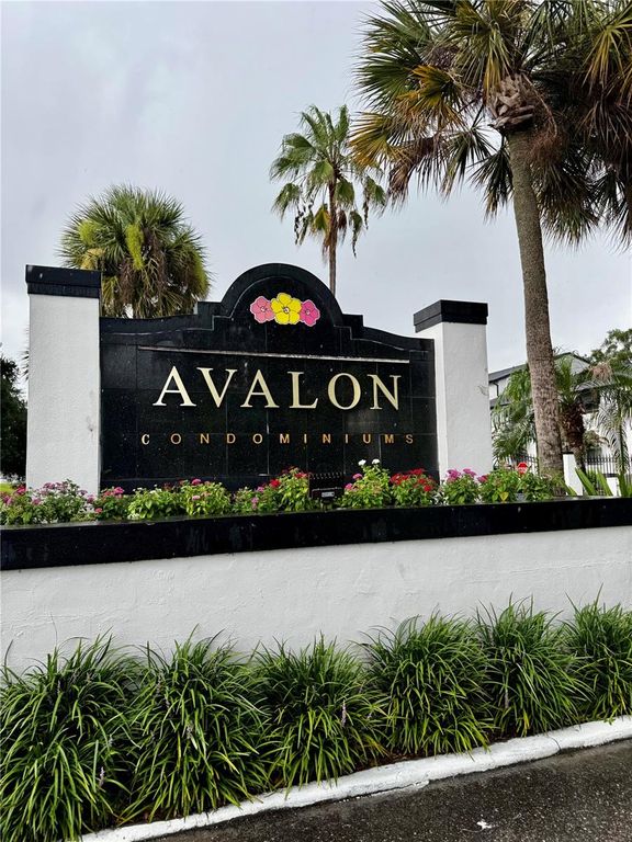 Image 1 of property listing at 4409 S SEMORAN BOULEVARD 3, Orlando, FL 32822