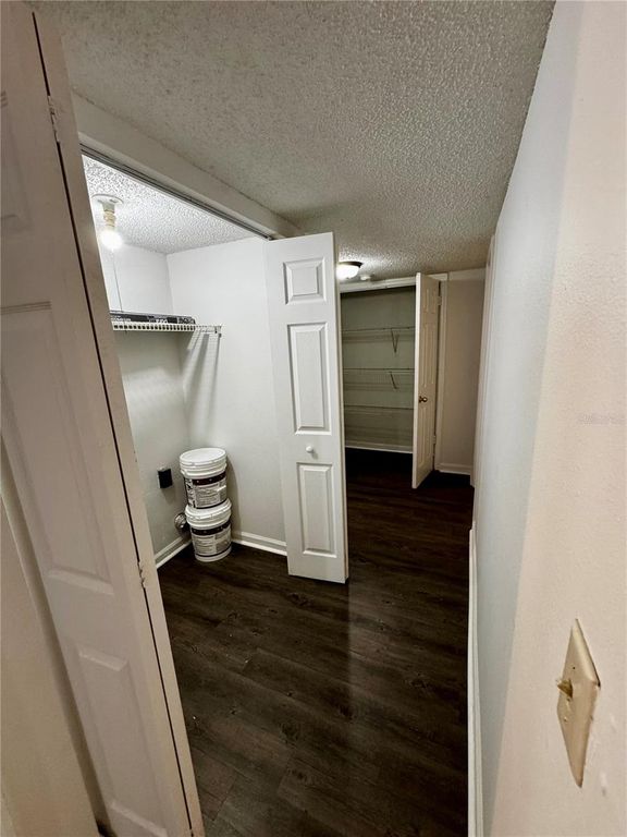 Image 22 of property listing at 4409 S SEMORAN BOULEVARD 3, Orlando, FL 32822