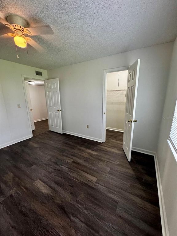 Image 26 of property listing at 4409 S SEMORAN BOULEVARD 3, Orlando, FL 32822