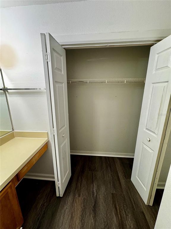 Image 32 of property listing at 4409 S SEMORAN BOULEVARD 3, Orlando, FL 32822