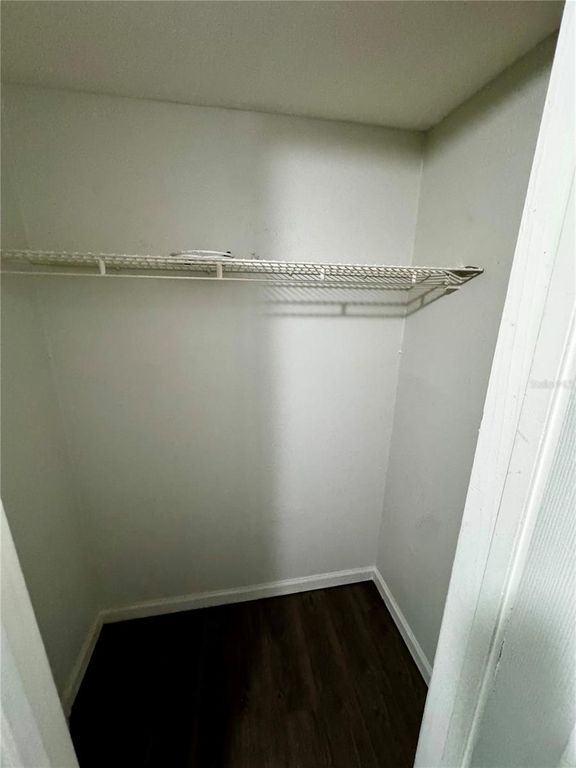 Image 34 of property listing at 4409 S SEMORAN BOULEVARD 3, Orlando, FL 32822