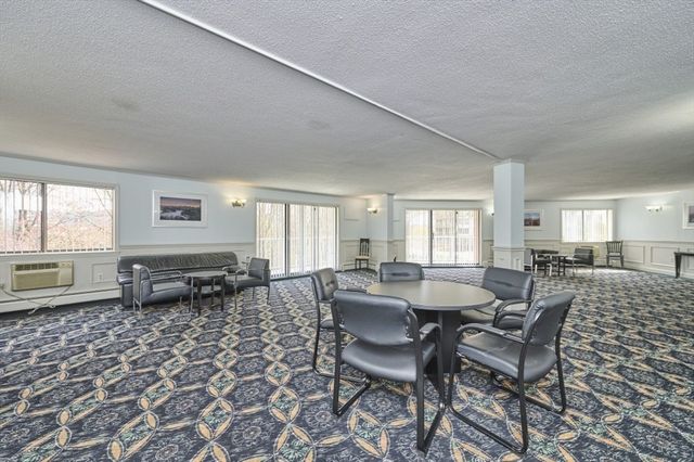 151 Coolidge Ave 404, Watertown, MA 02472