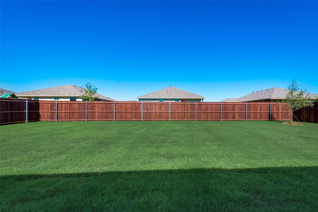 415 Helm Lane, Azle, TX 76020