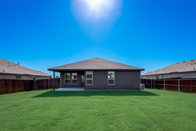 415 Helm Lane, Azle, TX 76020