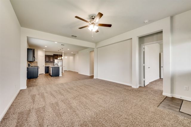 415 Helm Lane, Azle, TX 76020