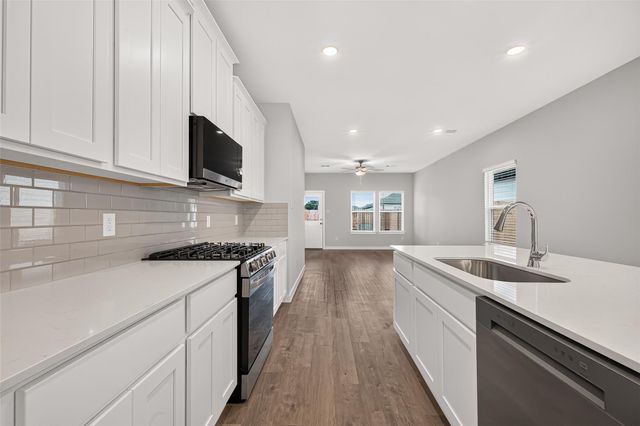 4042 Bay Court, Brookshire, TX 77423