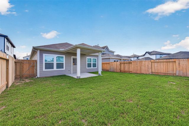 4042 Bay Court, Brookshire, TX 77423