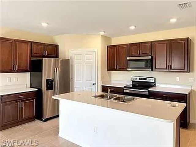 2210 NW 11th ST, Cape Coral, FL 33993