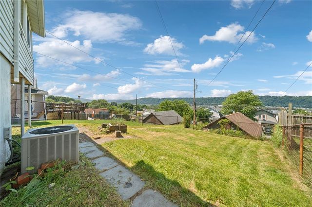 1625 Taylor Ave, Arnold, PA 15068