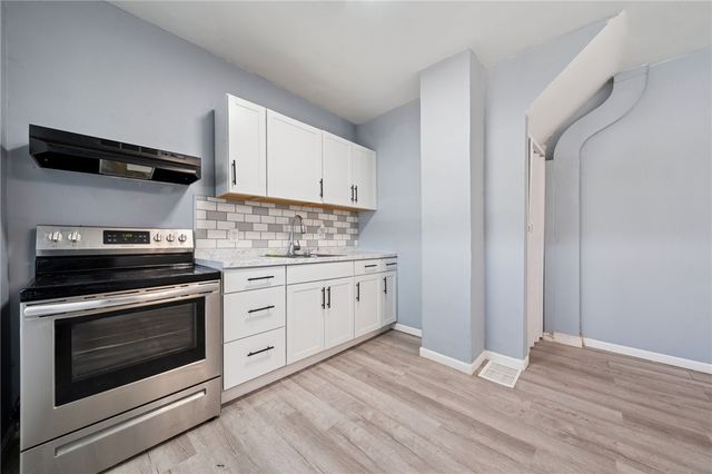 1625 Taylor Ave, Arnold, PA 15068