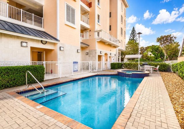 1931 NE 2nd Street 405, Deerfield Beach, FL 33441