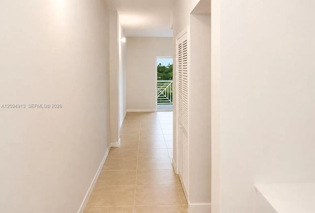 1931 NE 2nd Street 405, Deerfield Beach, FL 33441
