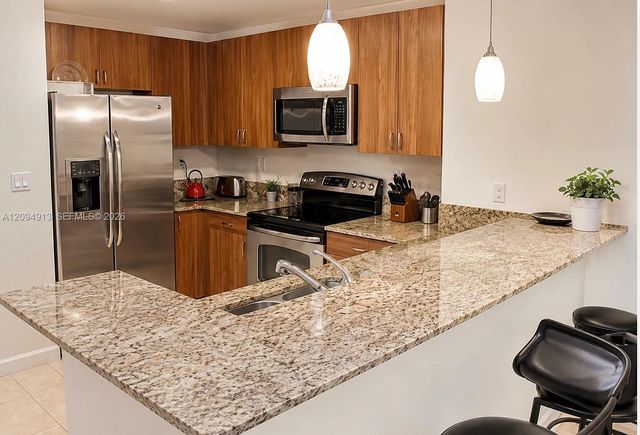 1931 NE 2nd Street 405, Deerfield Beach, FL 33441