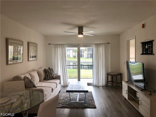 16881 Davis RD 214, Fort Myers, FL 33908