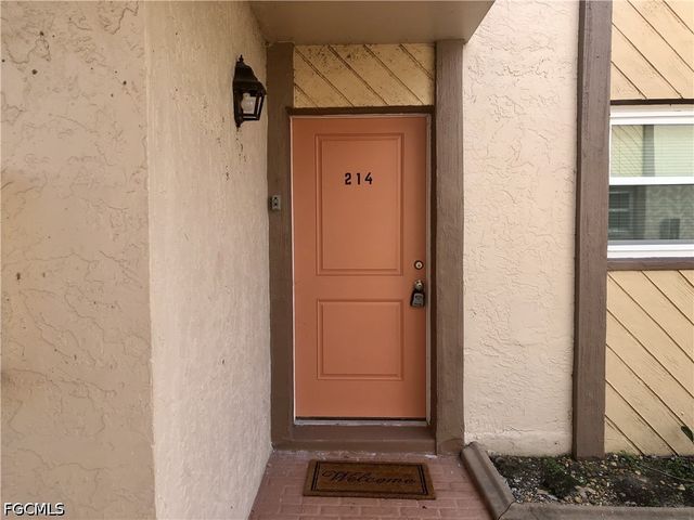 16881 Davis RD 214, Fort Myers, FL 33908