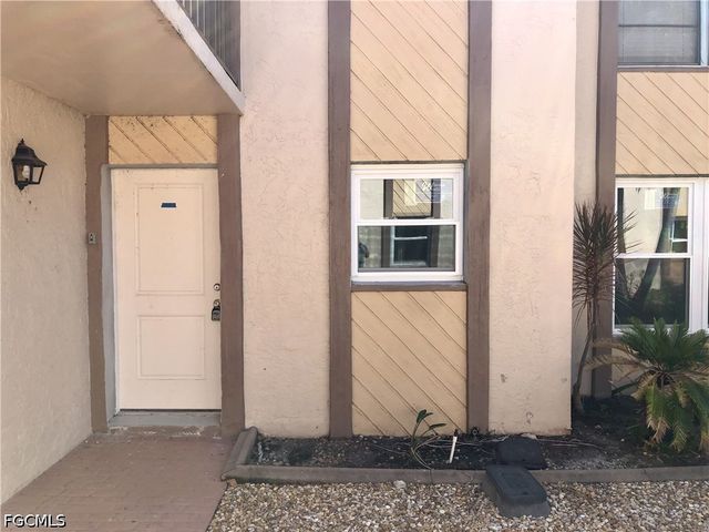16881 Davis RD 214, Fort Myers, FL 33908