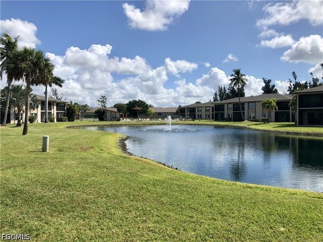 16881 Davis RD 214, Fort Myers, FL 33908