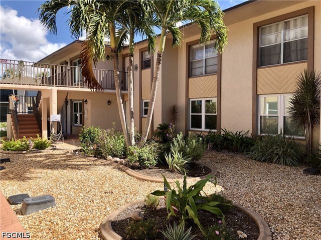 16881 Davis RD 214, Fort Myers, FL 33908