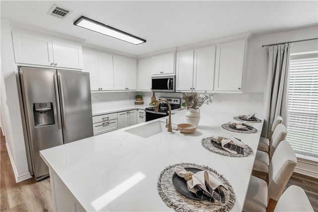 1014 Bougainvillea Street, College Station, TX 77845