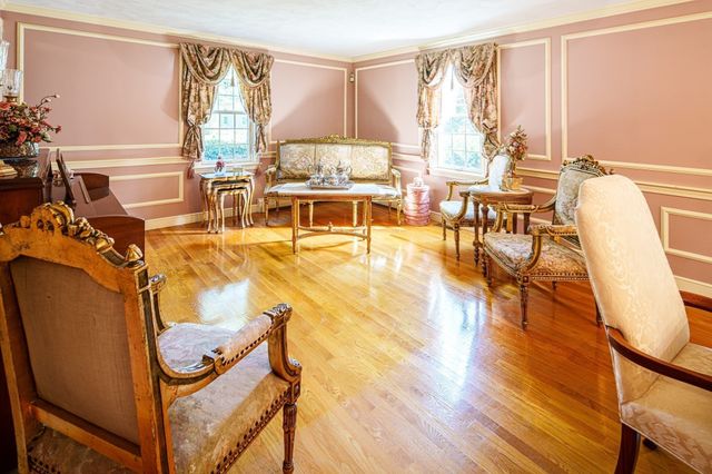 12 Clarridge Circle, Milford, MA 01757