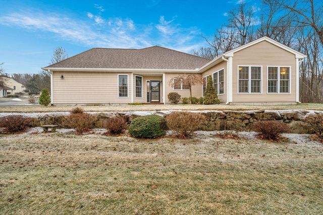 11 Summerfield Drive 11, Uxbridge, MA 01569