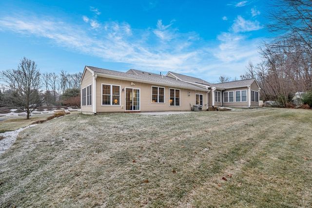 11 Summerfield Drive 11, Uxbridge, MA 01569