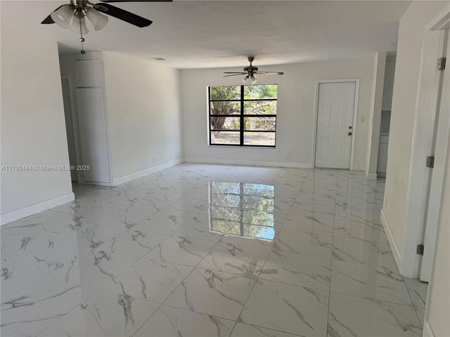 9340 Martinique Dr, Cutler Bay, FL 33189