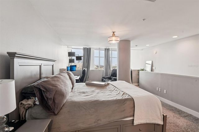 1120 E KENNEDY BOULEVARD 715, Tampa, FL 33602