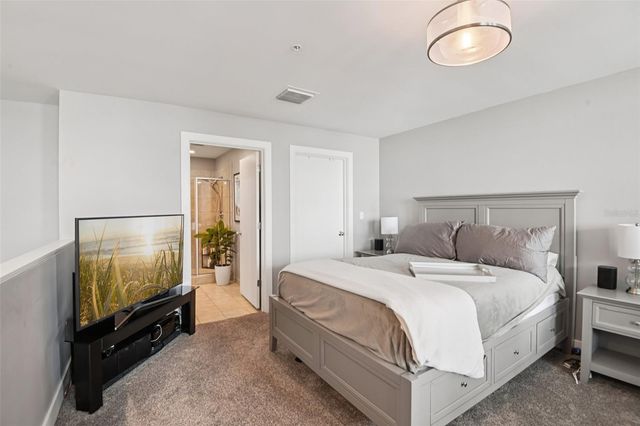 1120 E KENNEDY BOULEVARD 715, Tampa, FL 33602