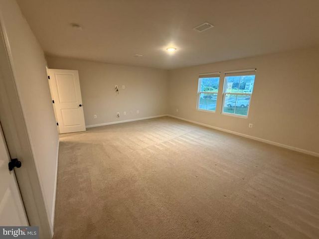 141 STIFFTAIL RD, Hedgesville, WV 25427