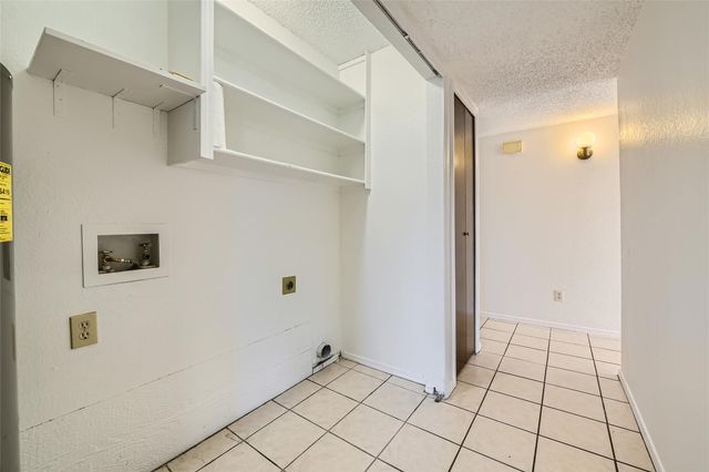 2200 Sequoia Lane, Bedford, TX 76021