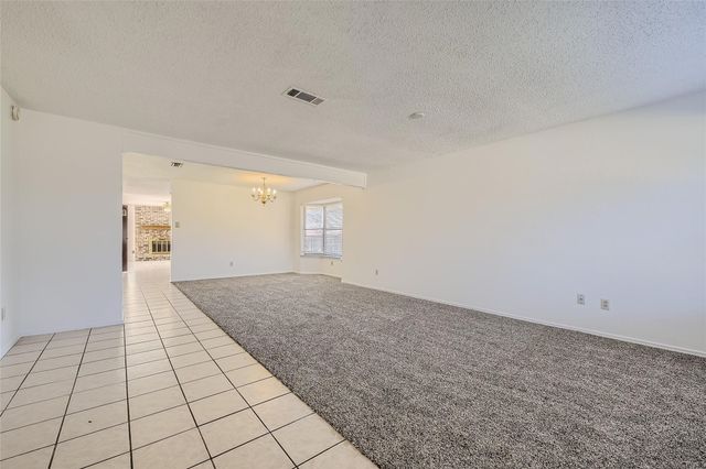 2200 Sequoia Lane, Bedford, TX 76021