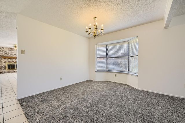 2200 Sequoia Lane, Bedford, TX 76021