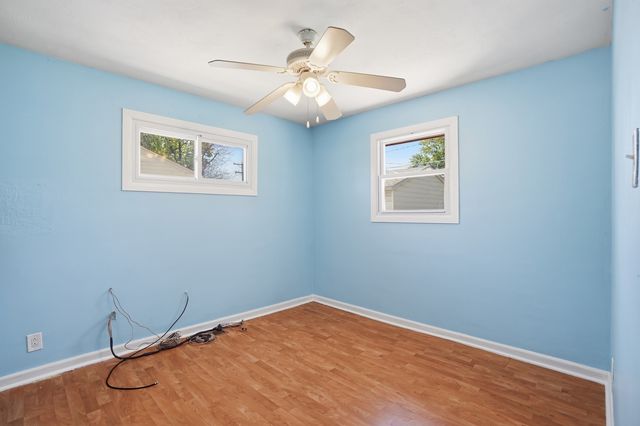 17044 Burnham Avenue, Lansing, IL 60438