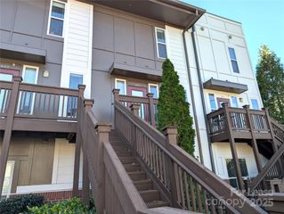 841 Seigle Point Drive, Charlotte, NC 28204