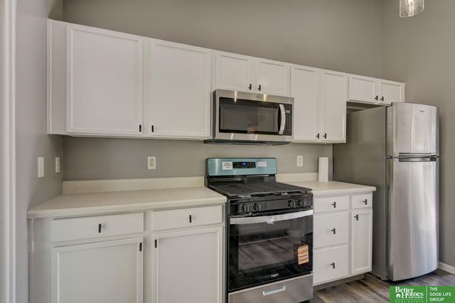 14414 S 28 Street, Bellevue, NE 68123