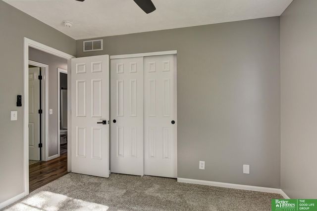 14414 S 28 Street, Bellevue, NE 68123