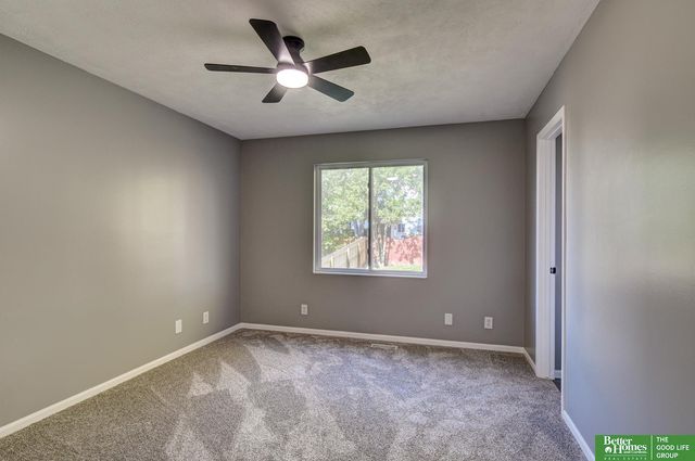 14414 S 28 Street, Bellevue, NE 68123
