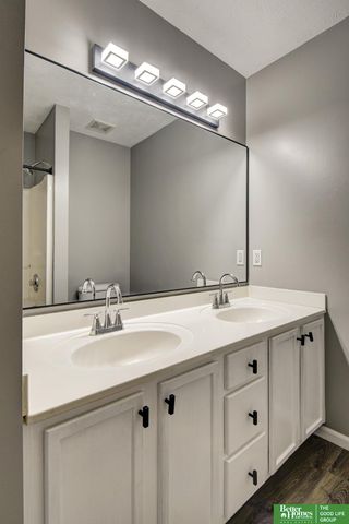 14414 S 28 Street, Bellevue, NE 68123