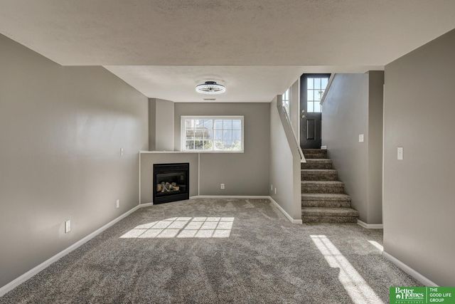 14414 S 28 Street, Bellevue, NE 68123