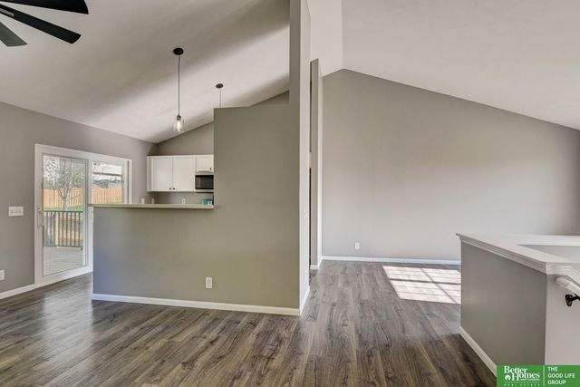 14414 S 28 Street, Bellevue, NE 68123