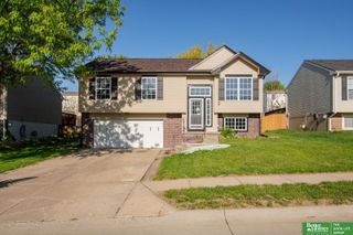 14414 S 28 Street, Bellevue, NE 68123
