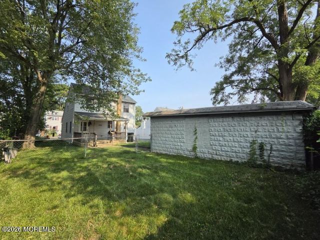 46 Compton Avenue, Hazlet, NJ 07730