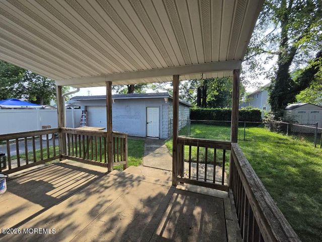46 Compton Avenue, Hazlet, NJ 07730