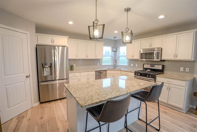 4145 Boulder View Drive, Belmont, MI 49306