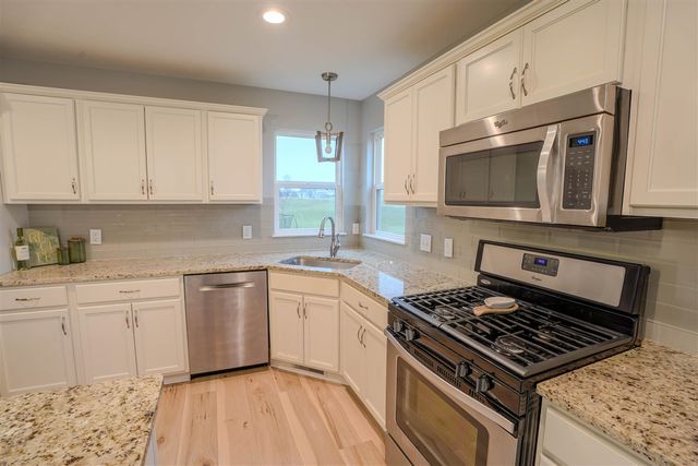 4145 Boulder View Drive, Belmont, MI 49306