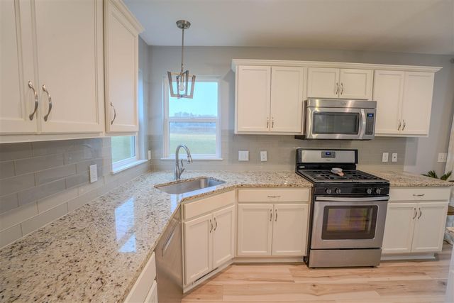 4145 Boulder View Drive, Belmont, MI 49306