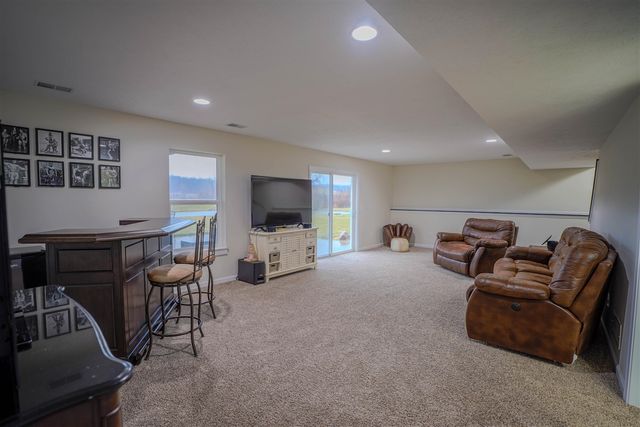 4145 Boulder View Drive, Belmont, MI 49306