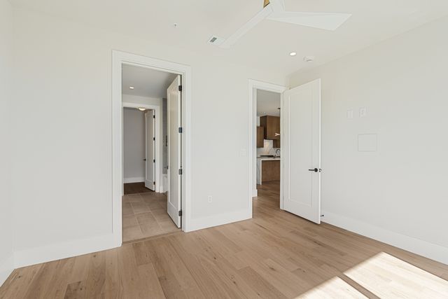 321 31st Ave N Apt 111, Nashville, TN 37203