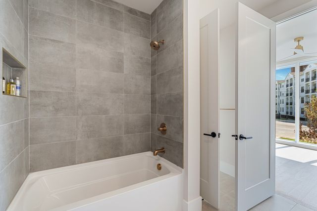 321 31st Ave N Apt 111, Nashville, TN 37203